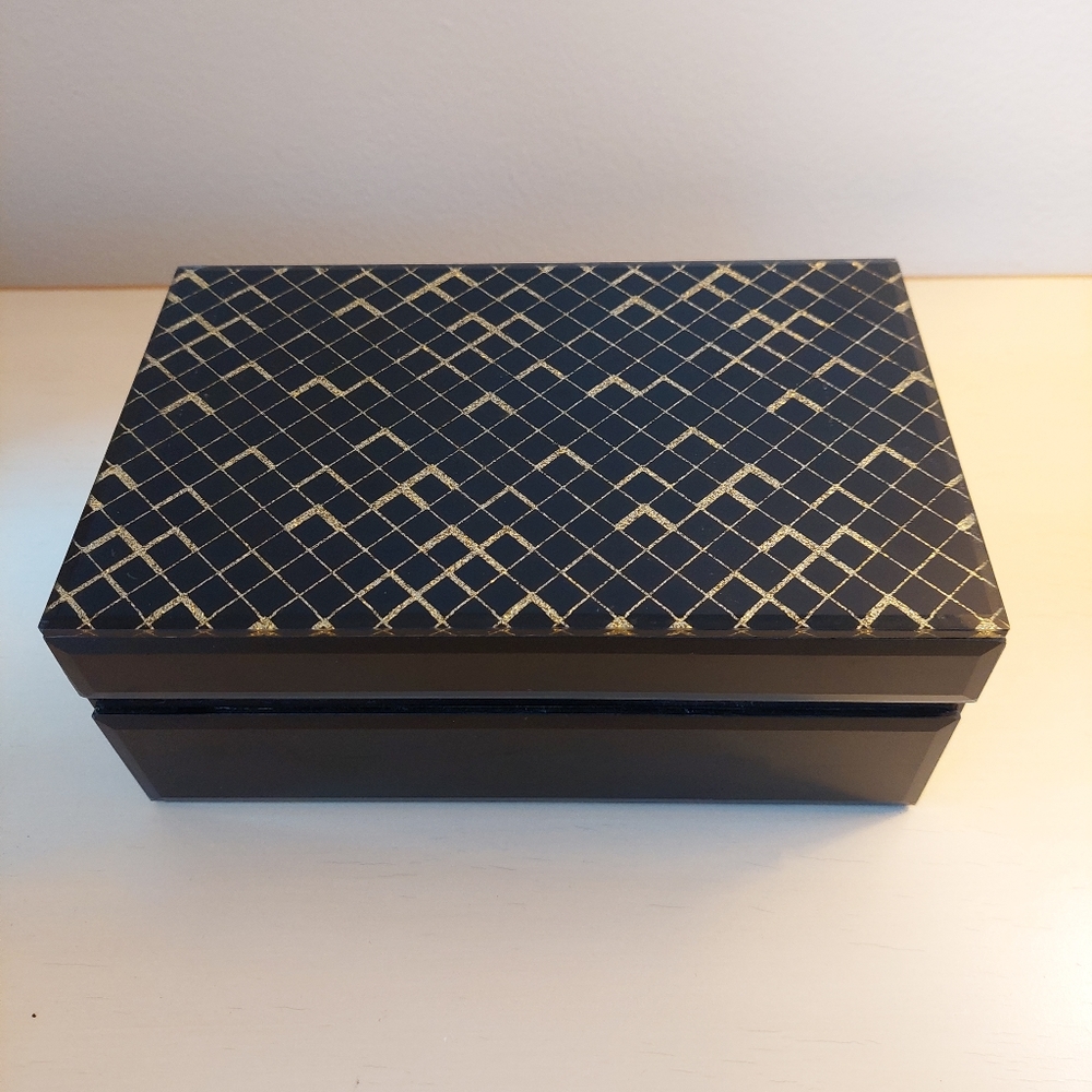 Black and Gold Lacquer Jewelry Box
